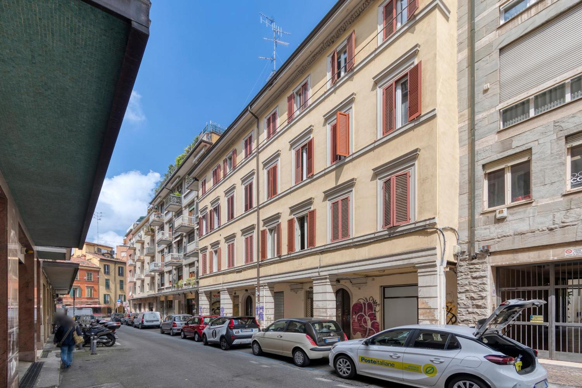 Cozy Apartment By Different, Bologna